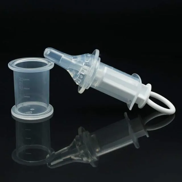 Medicine%20Syringe%20with%20Storage%20Box%20-%20Image%204