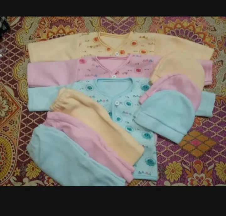 Pack%20of%203%20-%20New%20born%20baby%20Winter%20clothes,%20(0-1%20month)%20Newborn%20dress%20/%20baby%20suit%20-%20Image%203