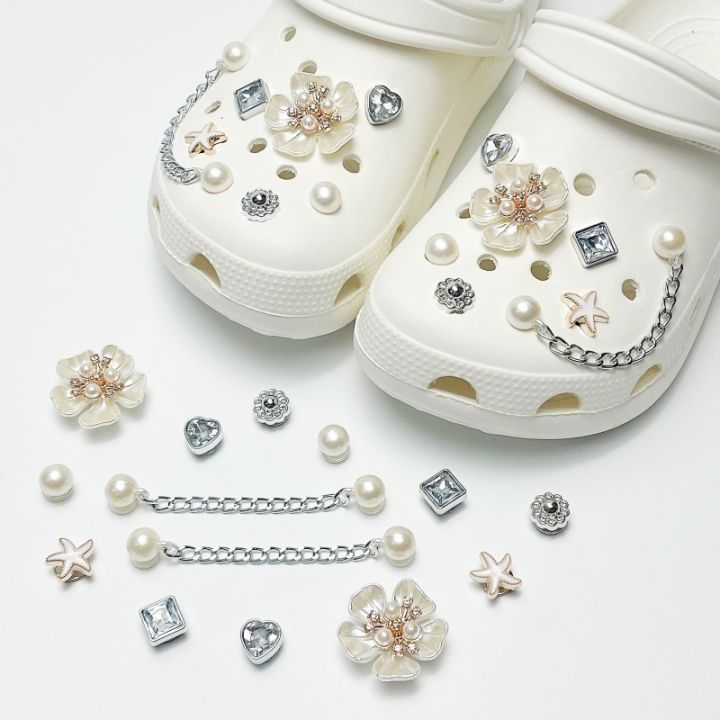 2026 Summer Luxury Shoe Charms Set Accessories for Clogs Diamond Butterfly Flower Pearl Chain DIY Shoes Decorations Girl
