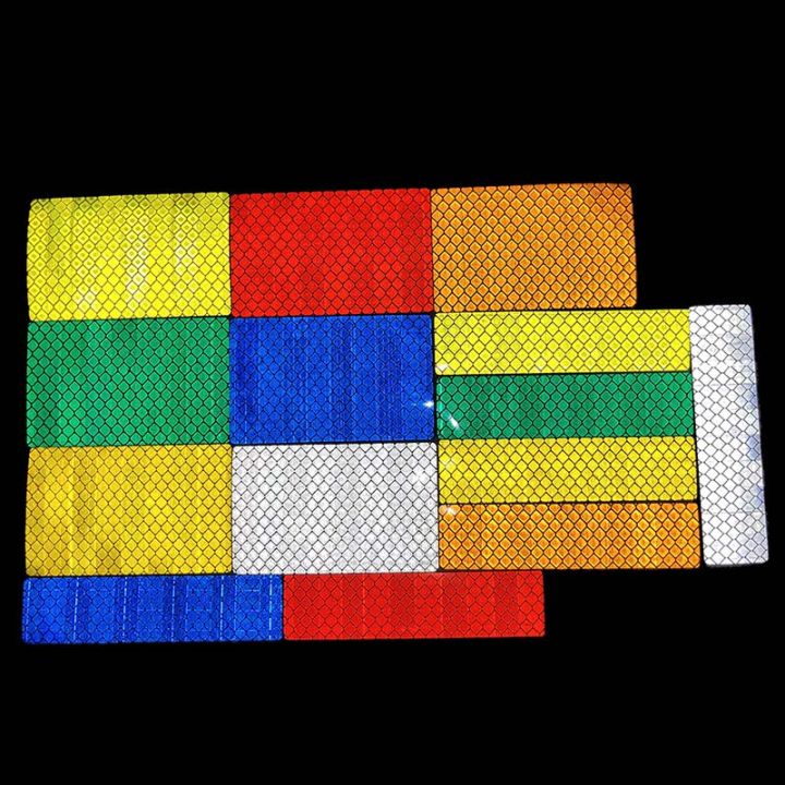 IR%20Infrared%20Safety%20Hook%20and%20Loop%20Patches%20Reflective%20%20Emblem,Identification%20Badge%20Patch%20In%20the%20night%20For%20Armband,Backpack%20-%20Image%204