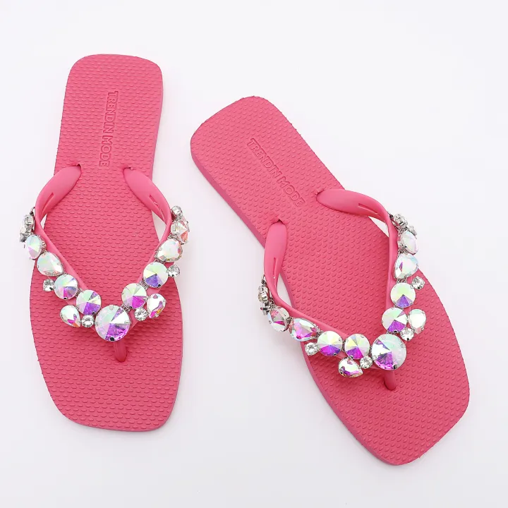 Fuchsia%20Bling%20Flip%20Flops%20-%20Iridescent%20Crystal%20Decor%20Summer%20Beach%20Sandals%20-%20Image%205