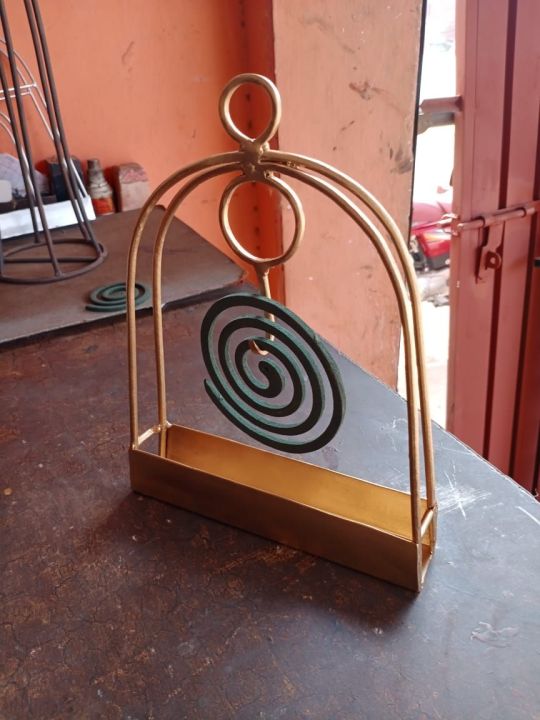 Nordic%20Iron%20Insect%20Mosquito%20Coil%20Holder%20-%20Image%204