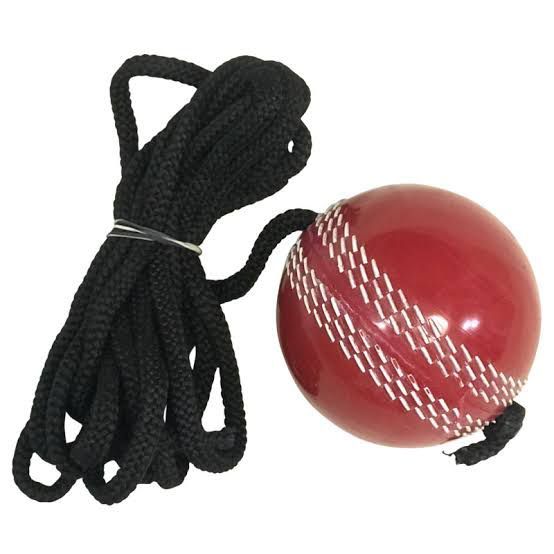 Hanging%20Hard%20Ball%20Practice%20Ball%20With%20Rope%20-%20Image%203