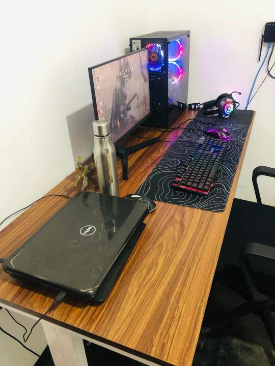 Desktop%20tabel%20and%20cabin%20table%20-%20Image%208