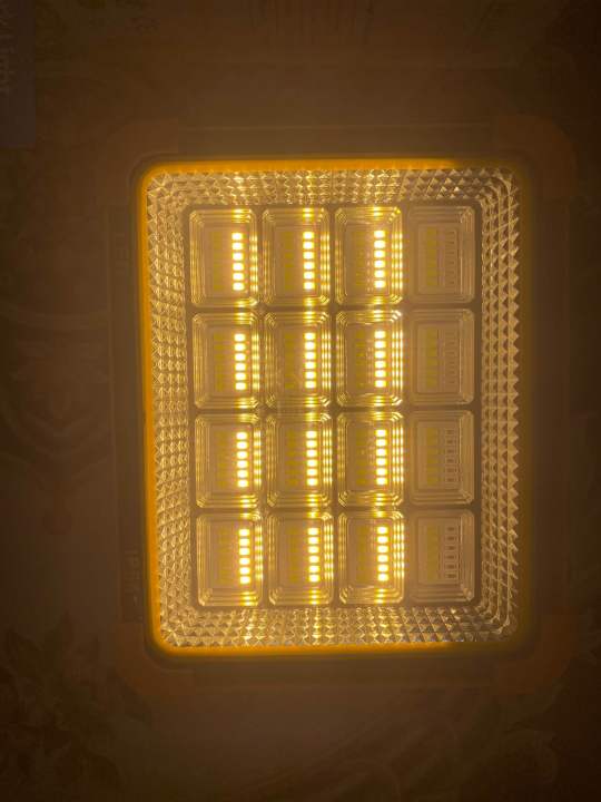 1000W%20solar%20flood%20light%20-%20Image%206