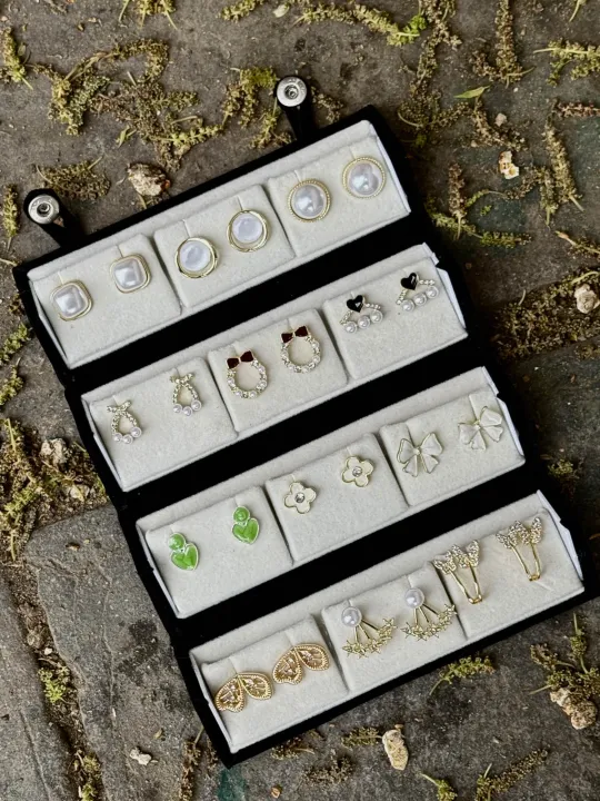 Korean%20Earings%2010%20pair%20Set%20-%20Image%205