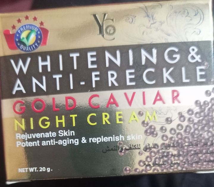 PREMIUM

QUALITY

Yo

WHITENING & ANTI-FRECKLE

GOLD CAVIAR

NIGHT CREAM

Rejuvenate Skin Potent anti-aging & replenish skin

NET WT. 20 g.

‎‫كافيار الليلي للكلف ولنمش‬‎