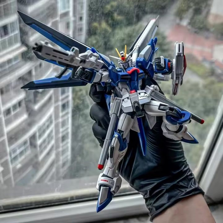 Model Kit Action Figure New Flying Freedom Hg 1/144 Seedfreedmo Mech Assembly Model Kit Action ...