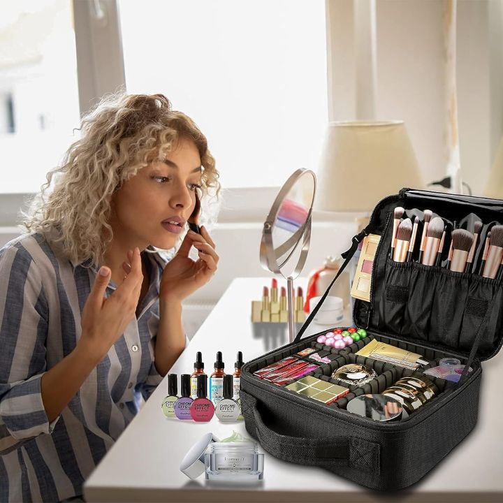 Large%20capacity%20travel%20makeup%20case,%20portable%20artist%20organizer%20with%20adjustable%20dividers%20and%20shoulder%20strap%20for%20toiletries%20jewelry%20-%20Image%204