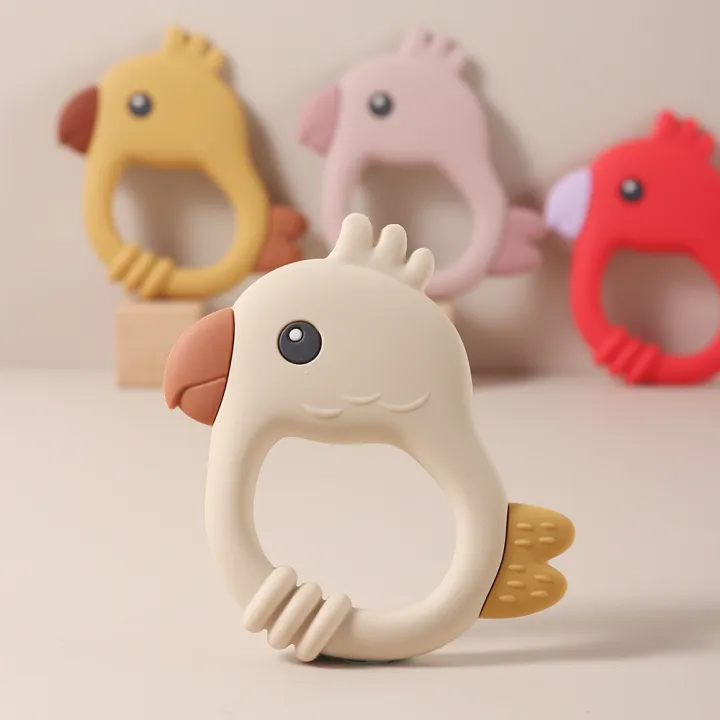 2026%20New%20Design%20Colorful%20Parrot%20Teether%20-%20Food-Grade%20Silicone%20Baby%20Teething%20Toy%20(BPA-Free)%20Baby%20Teether%20-%20Image%202