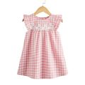 Girls cute pink and white plaid dress - exquisite lace flower decoration. 