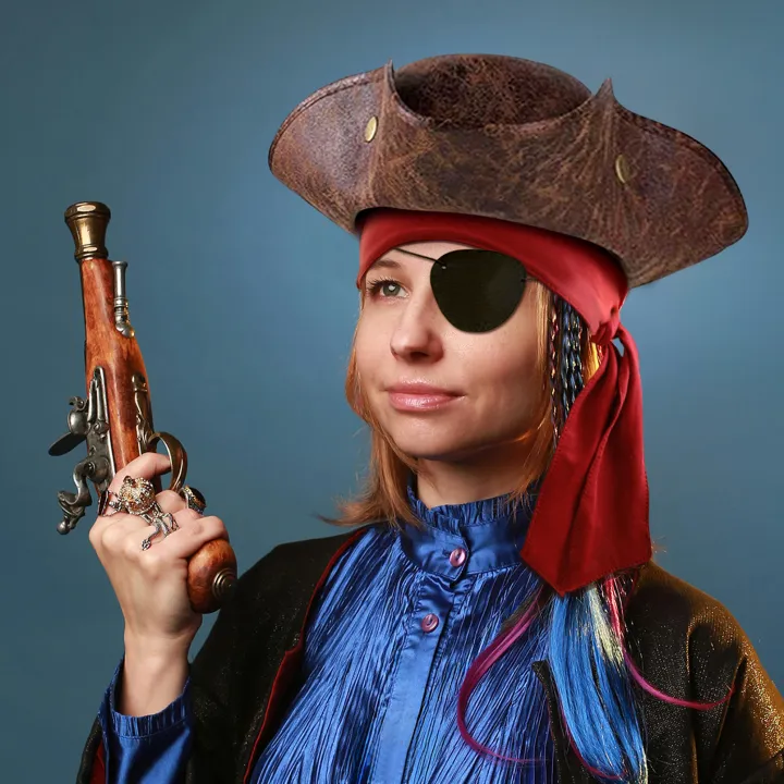 Renaissance%20Pirate%20Hat%20for%20Adult%20Brown%20Faux%20Leather%20Tricorn%20Hat%20for%20Men%20Women%20Halloween%20Cosplay%20Pirate%20Costume%20Accessories%20-%20Image%205