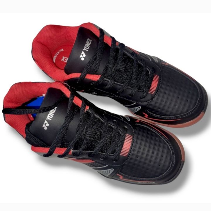 Yonex Tokyo 3 Badminton Shoe, Black/Red