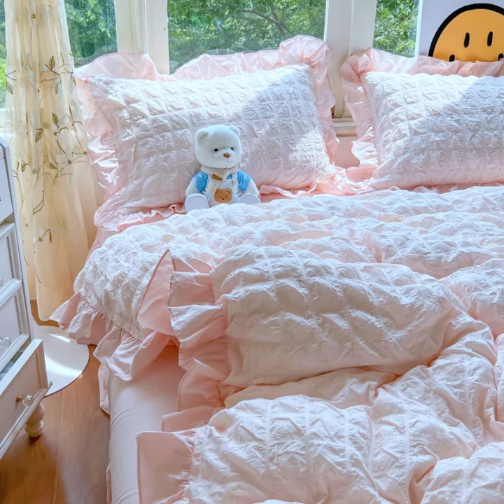 3pcs%20Korean%20lace%20Bedding%20set%20seersucker%20Duvet%20Cover%20Set%20(1*Duvet%20Cover%20+%202*Pillowcase,%20Without%20Core)for%20bedroom%20guest%20room%20-%20Image%204