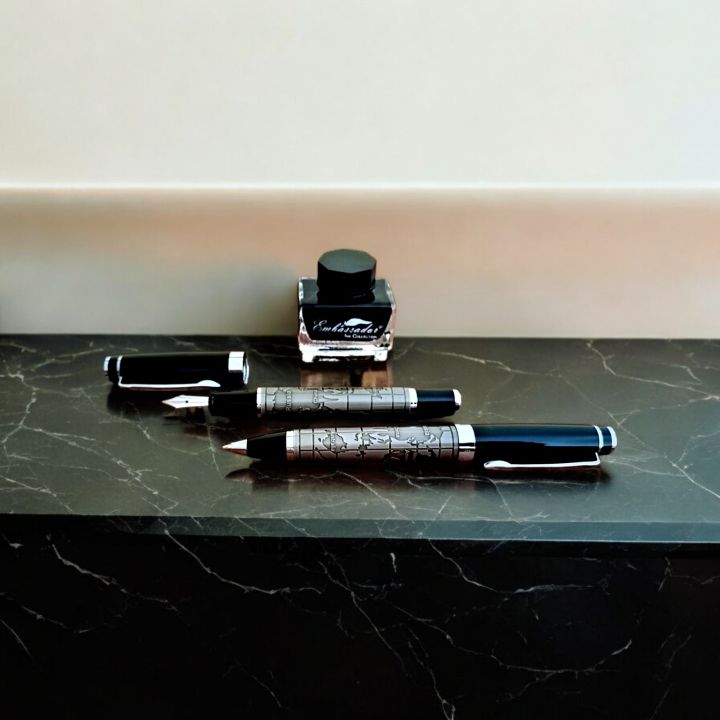 3%20in%201%20Executive%20Gift%20Set%20of%20Fountain%20Pen-Ball%20Pen%20and%20Ink%20Pot%20With%20Premium%20Gift%20Box%20-%20Image%204