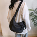 New style crossbody handbag for women, fashionable mini street small shoulder bag, lightweight and single-shoulder design.. 