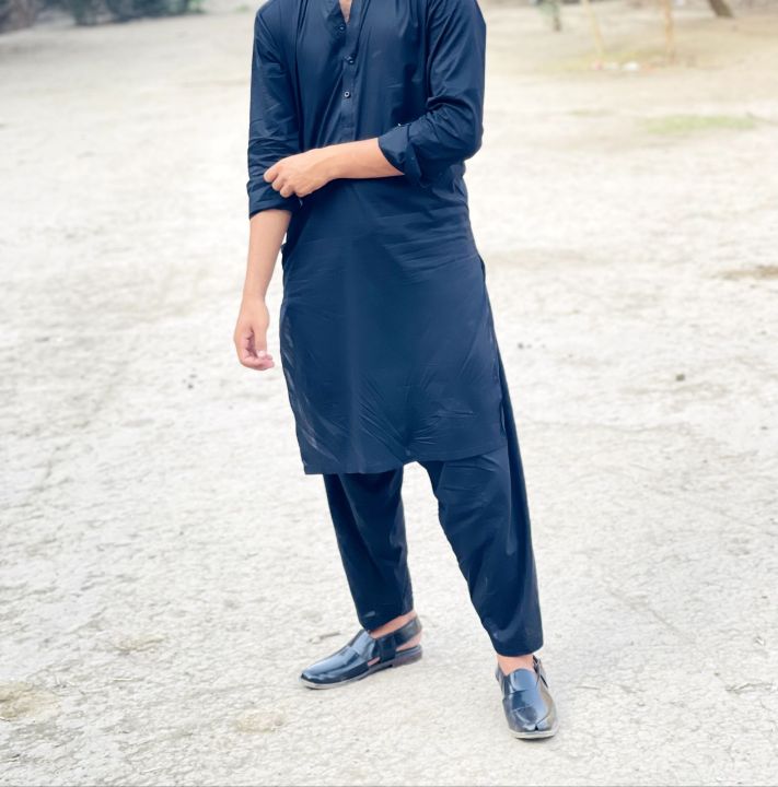 New%20style%20peshawari%20casual%20footwear%20for%20boys%20males%20boots%20Black%20boots%20for%20gents%20-%20Image%204