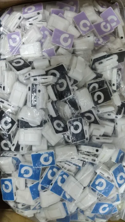 shuffle%20mp3%20music%20player%20-%20Image%202