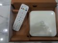 Etisalat Android 7 TV Box Ultra HD /with white remote controller. 