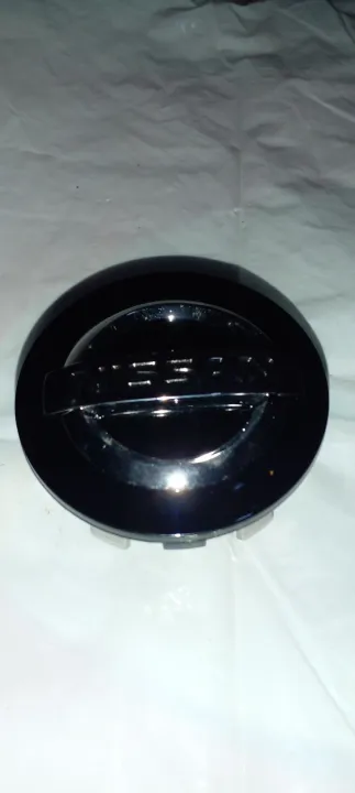 Nissan%20Wheel%20Centre%20Caps%20-%20Image%203