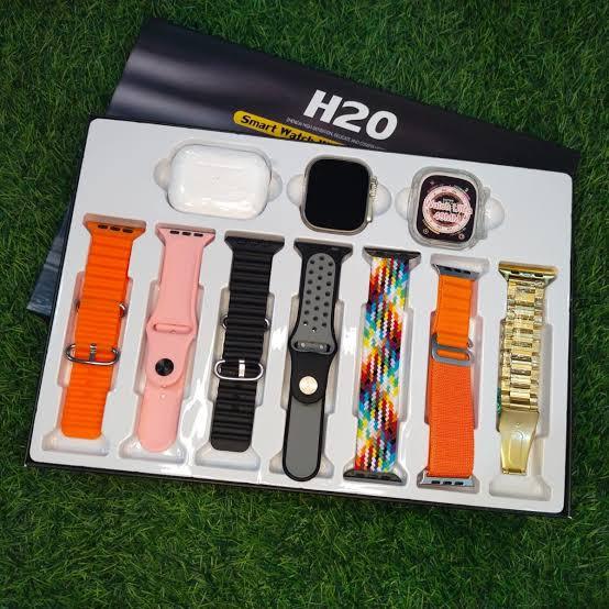 H20 Ultra Smart Watch 10+1 Smart Watch+ Airport+7 Straps + Smart Watch ...