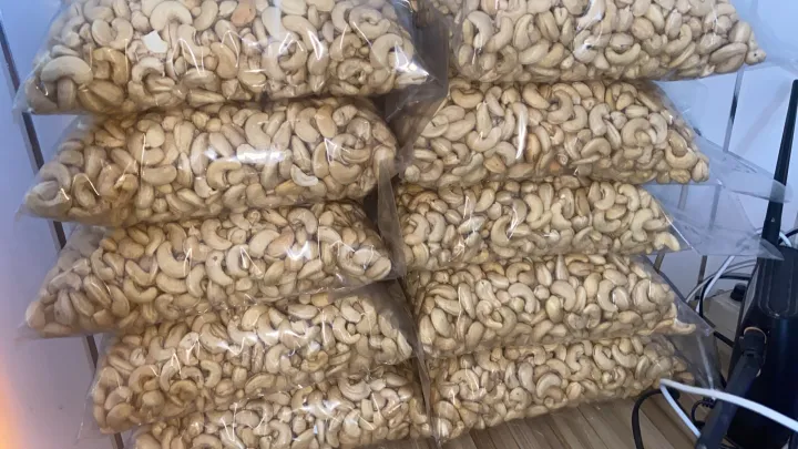 Cashew%20Nut%201%20kg.%20Indian%20%20kaju%20-%20Image%202