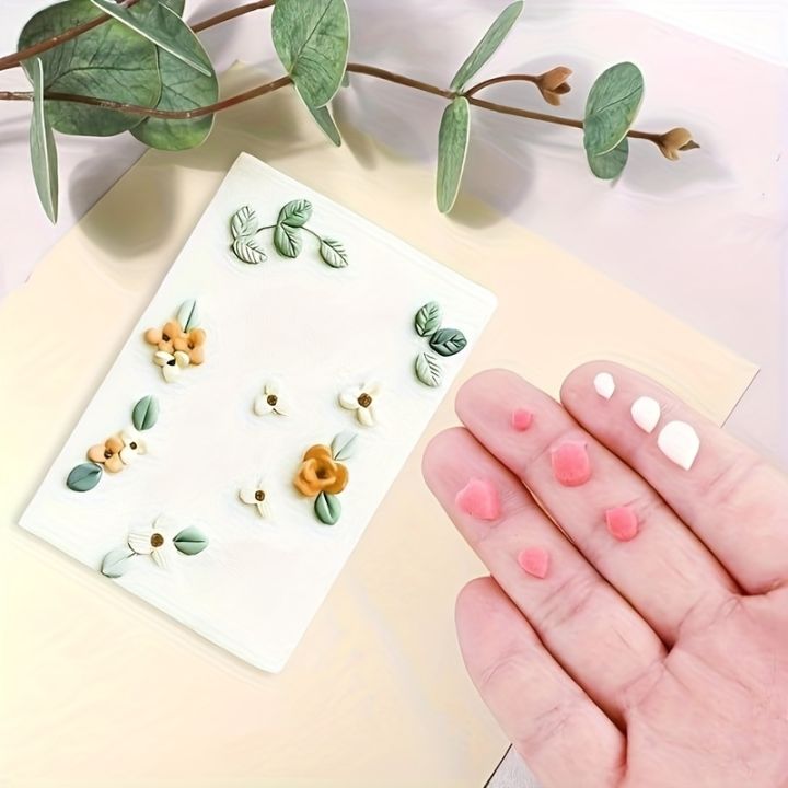 10Pcs%20Mini%20Flower%20Leaf%20Butterfly%20Micro%20Polymer%20Clay%20Cutters%20Set%20Tiny%20Jewelry%20Making%20Tools%20for%20Earrings%20Clay%20Molds%20-%20Image%205
