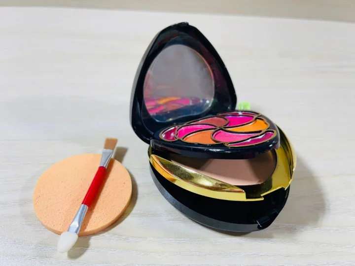 Makeup%20box,beauty%20make%20up%20box%20for%20ladies,%20multiple%20layer%20makeup%20box%20-%20Image%203