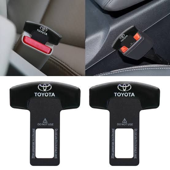 Safety%20Seat%20Belt%20Clip%201%20Pair%20Universal%20-%20Image%204