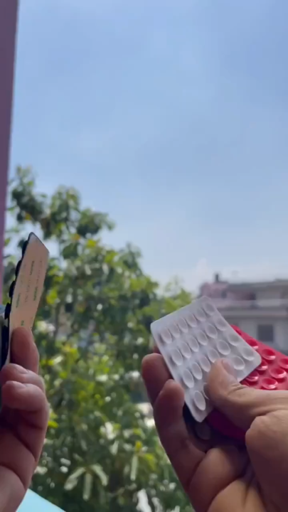 Universal Silicone Suction Phone Grip and Stand | Hands-Free Fidget Holder for iPhone & Android | Versatile Selfie & Video Aid