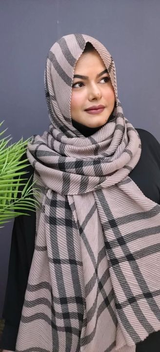 Burberry%20cotton%20crepe%20hijab%20for%20women%20premium%20quality%20-%20Image%203
