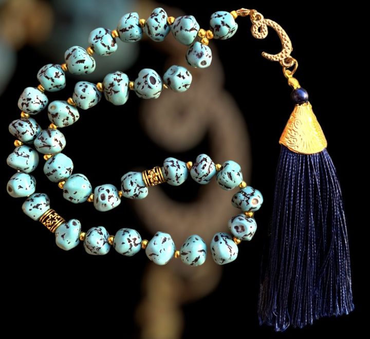 Feroza%20Tasbeeh,%20Uneven%20Original%20Beads%20Tasbih%20with%20Beautiful%20Tassel%20-%20Image%205