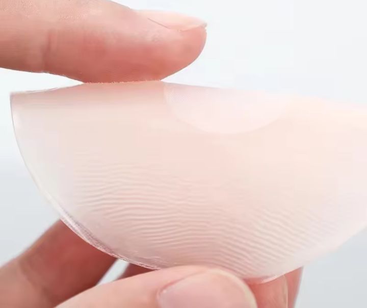 12%20Pieces%20(6%20pairs)%20Reusable%20Silicone%20Nipple%20Covers%20with%20Tin%20Box%20for%20Women%20-%20Image%203