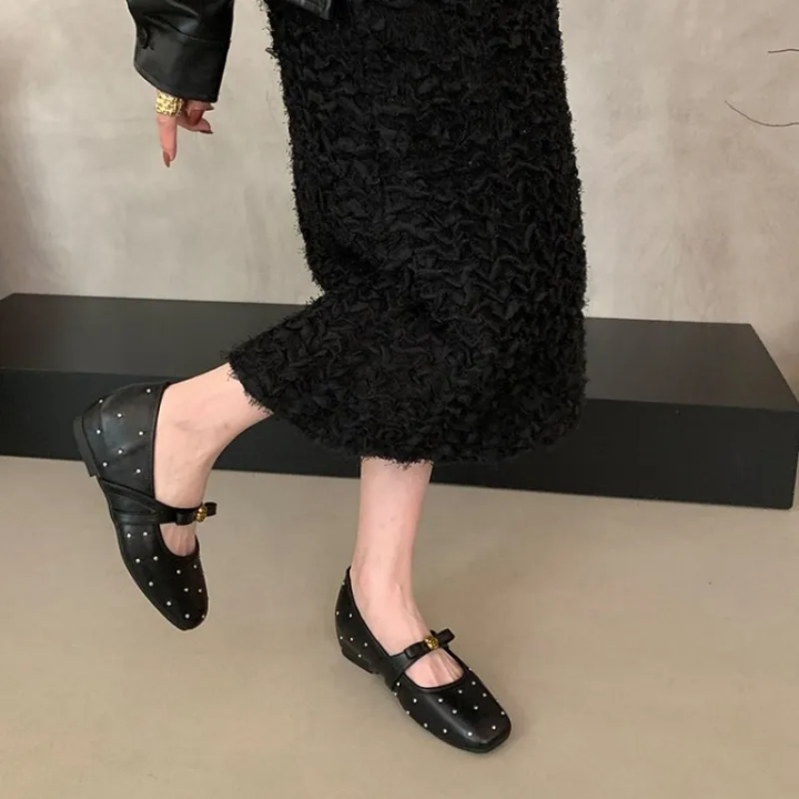 Women's%20French-Style%20Mary%20Jane%20Flats,%20Black%20Square-Toe%20Comfortable%20Fashionable%20Pumps,%20Elegant%20Versatile%20Daily%20Commuter%20Shoes.%20-%20Image%205