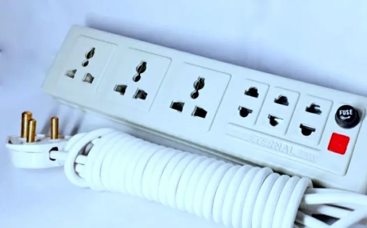 Multi%20Functional%C2%A0%202m%20Multi%20Extension%20Power%20Wire%20Cord%20-%20Image%205