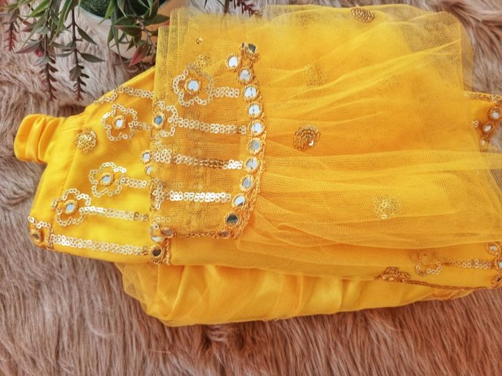 Designer%20baby%20girls%20lehenga%20with%20dupatta%20for%20party%20wear%20-%20Image%205