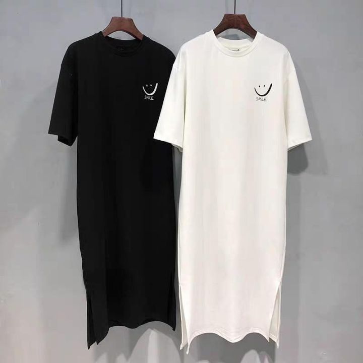 2025%20Plus%20Size%20Summer%20Women's%20Smiley%20Side-Slit%20T-Shirt%20-%20Casual%20Loose%20Fit%20Dress%20-%20Image%202