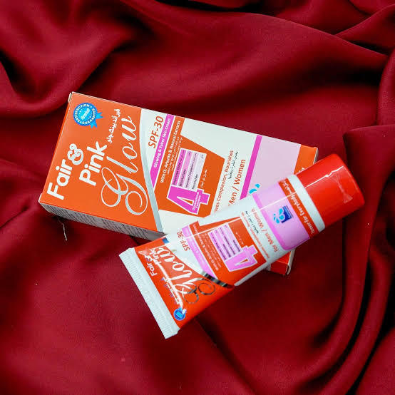 Fair%20&%20Pink%20Glow%20Cream%20-%20Image%205