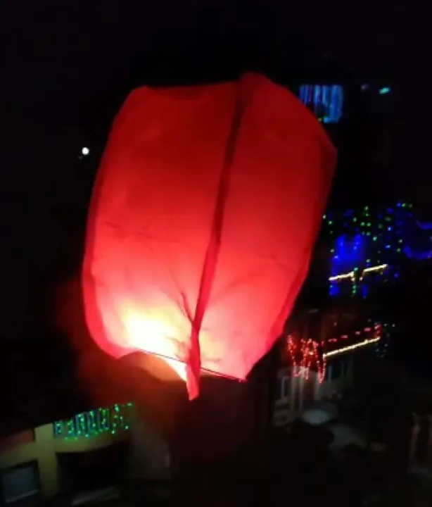 Sky%20lantern%20-%20Image%204