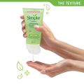 Simple Refreshing Facial Wash 150 Ml Daily Deep Cleansing for Oily Combination Skin Oil Control Hydrating Non-Drying Soap-Free Lather. 