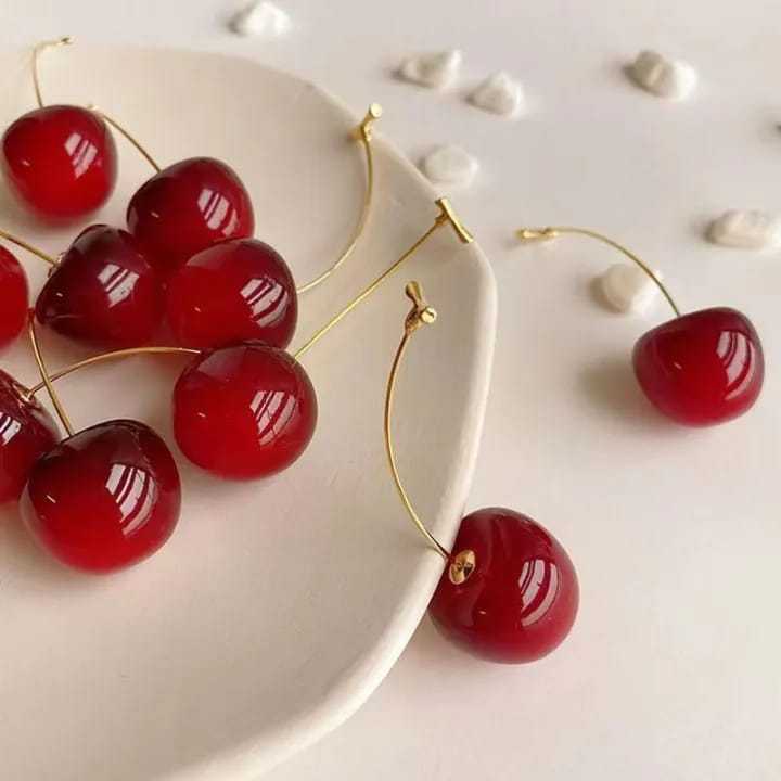 Antic%20Earring%20Cherry%20Shap%20Drop%20Earring%20-%20Image%202