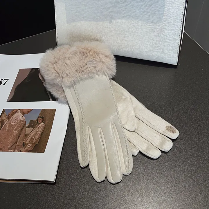 Womens%20PU%20Leather%20Gloves%20for%20Cold%20Weather%20Winter%20Warm%20Gloves%20with%20Faux%20Fur%20Trim%20Cuff%20Thermal%20Lining%20Party%20Gloves%20-%20Image%204