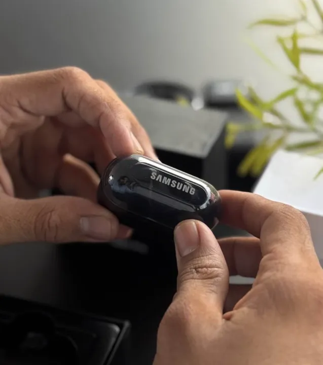 Samsung%20Galaxy%20Buds%203%20&%20Buds%203%20Pro%20Wireless%20Bluetooth%20Earbuds%20Buds%203%20Pro%20A%20Grade%20Clone%20-%20Image%203