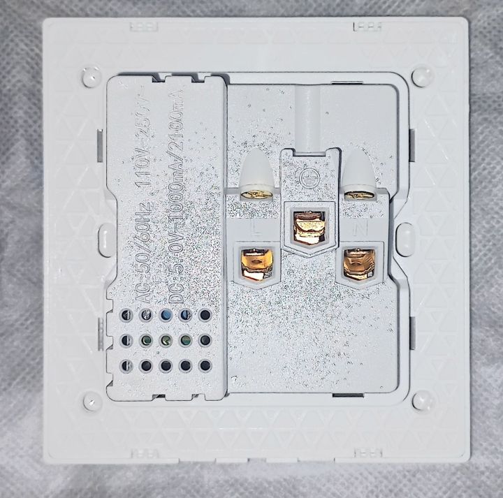 AC%20110-250V%2013A%20USB%20Wall%20Socket%20Universal%20Wall%20Socket%20Panel%20With%202%20USB%20Port%20Plug%20Charger%20Switch%20Power%20Outlet%20(USB%20Base)%20-%20Image%202