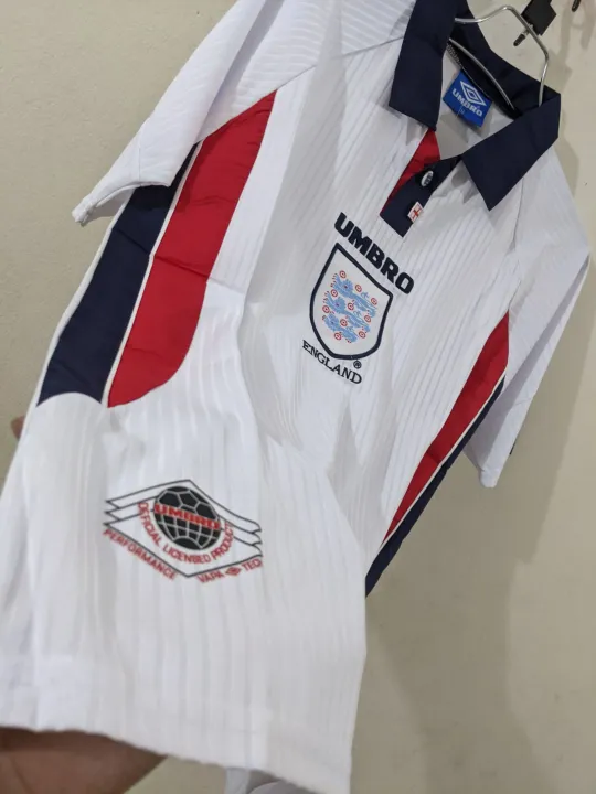 ENGLAND%201998%20HOME%20JERSEY%20RETRO%20EDITION%20-%20Image%204