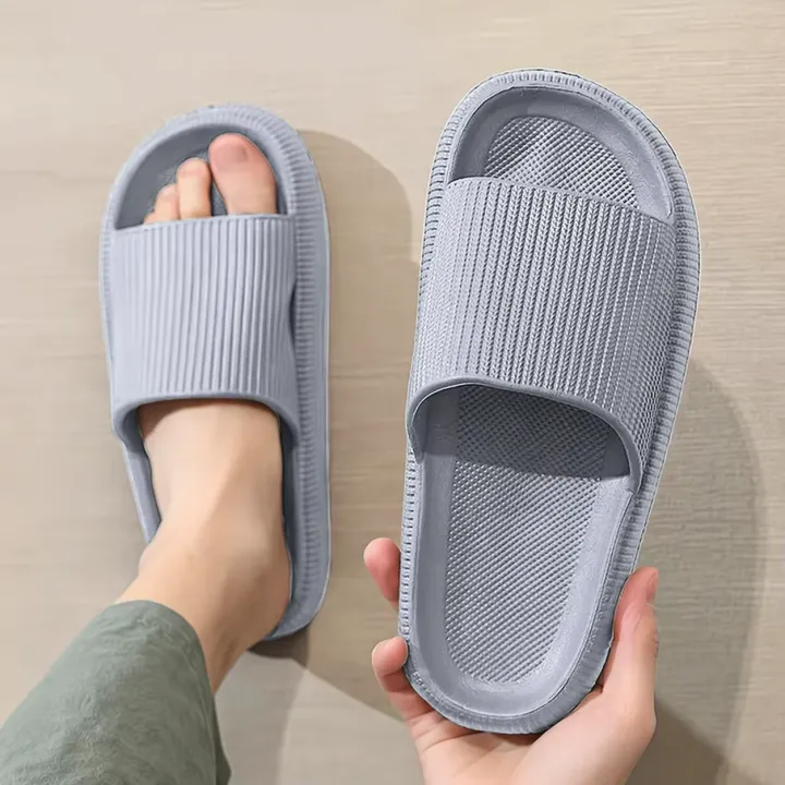 Men's%20Slippers%20EVA%20Soft%20Thick%20Soled%20Summer%20Fashion%20Slippers%20&%20Women's%20Slides%20Beach%20Sandals%20-%20Image%203
