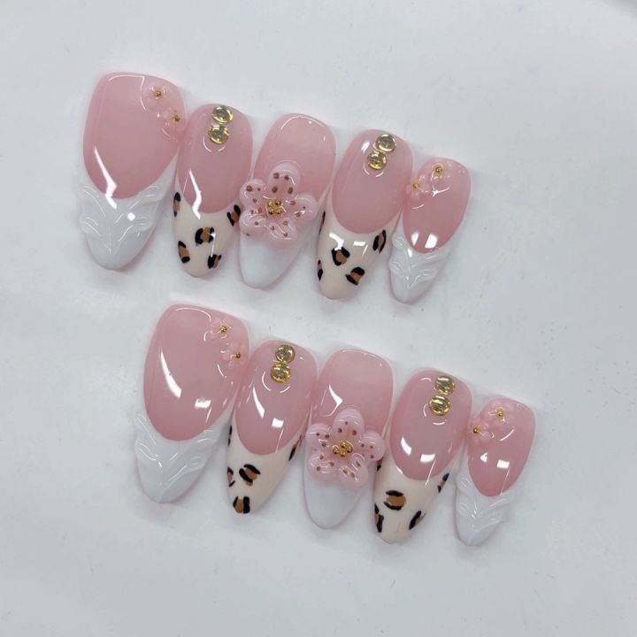 10pcs%20high-end%20Exquisite%20and%20sweet%20style,%20hand-painted%20leopard%20print,%20three-dimensional%20flowers,%20and%20sparkling%20dot%20diamonds%20hand%20-%20Image%202