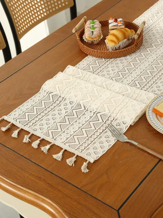 Beige%20Table%20Runner%20Lace%20Cotton%20Blended%20Fabric%20with%20Tassel%20For%20Coffee%20Table%20Decor%20Wedding%20Decoration%20-%20Image%204