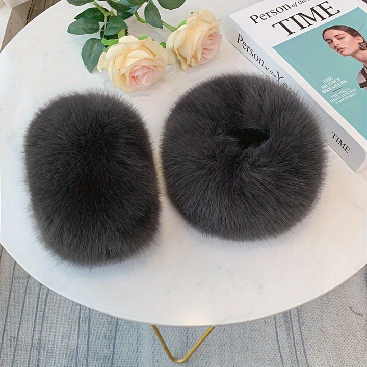 Elegant%20and%20soft%20artificial%20fur%20cuffs,%20elastic%20wrist%20warmers%20for%20autumn%20and%20winter%20cold%20protection,%20decorative%20wrist%20cuffs%20-%20Image%206