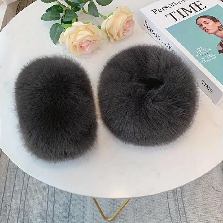 Elegant%20and%20soft%20artificial%20fur%20cuffs,%20elastic%20wrist%20warmers%20for%20autumn%20and%20winter%20cold%20protection,%20decorative%20wrist%20cuffs%20-%20Image%206